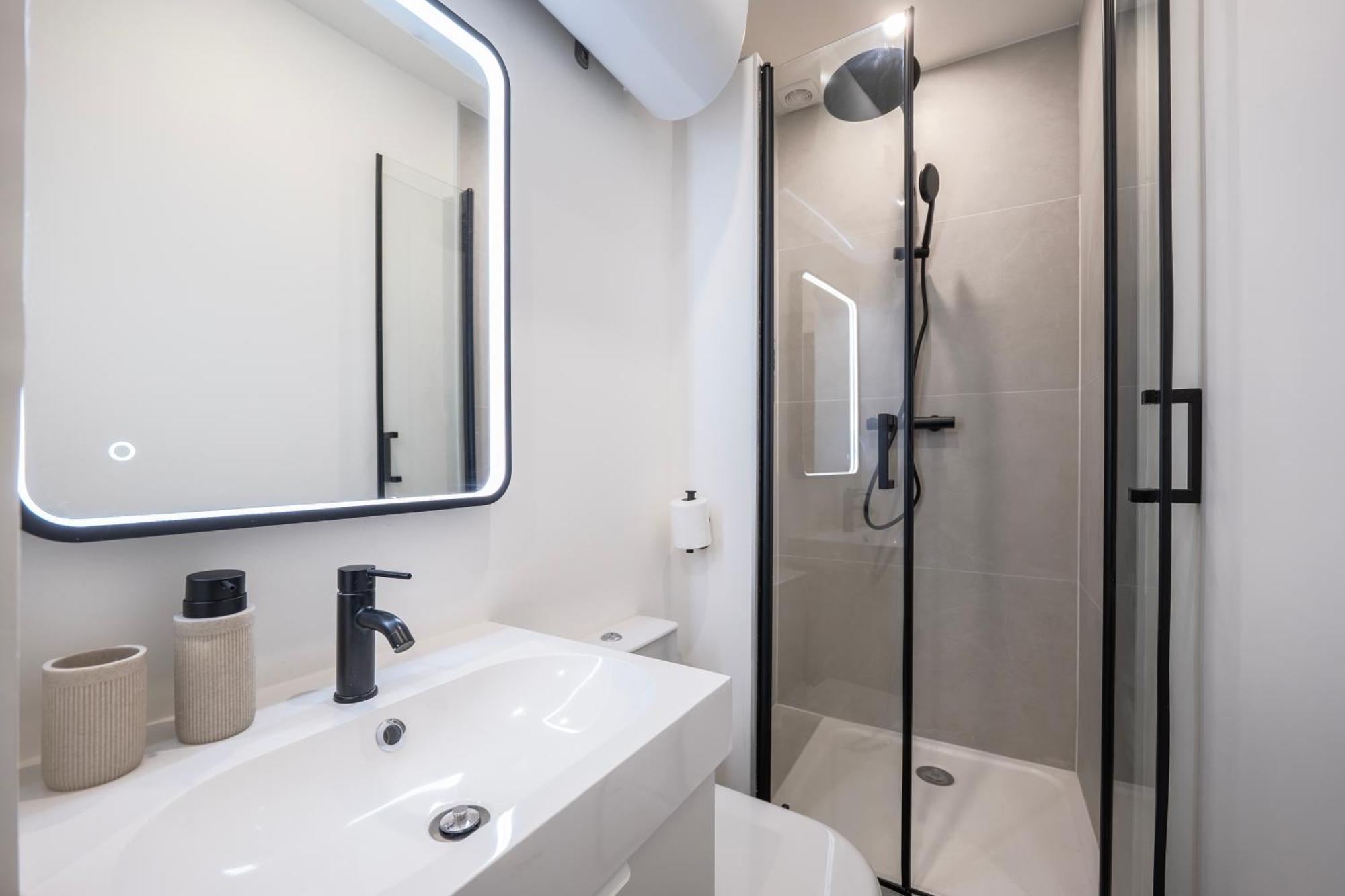 Renovated Studio Walking Distance To Paris Монруж Екстериор снимка